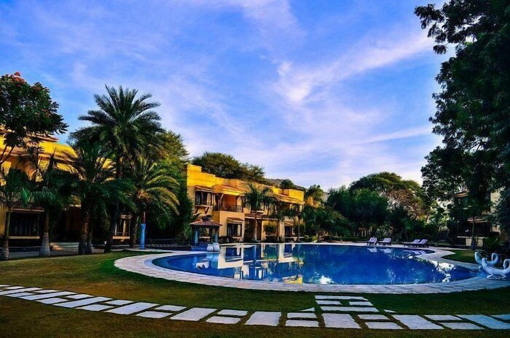 The Royal Retreat Resort & Spa