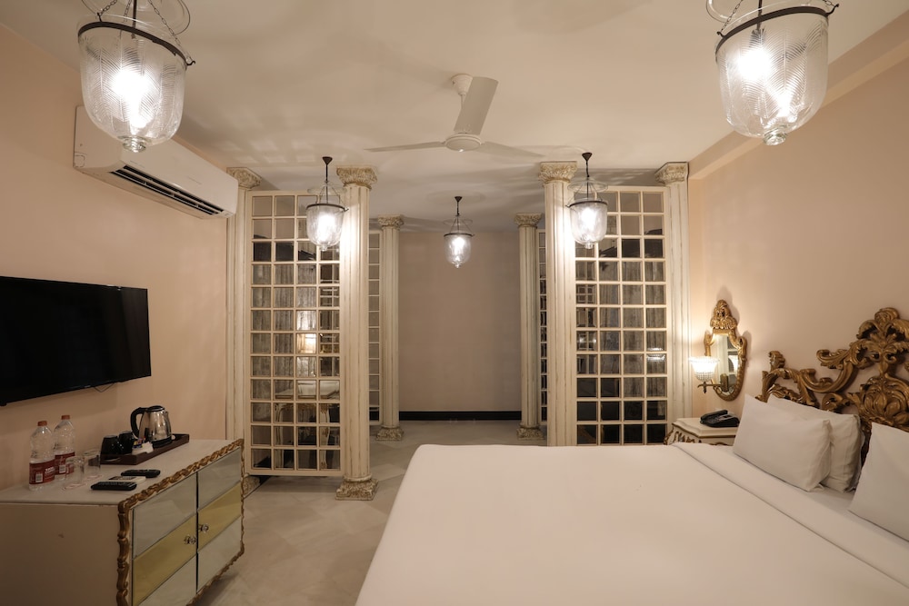 The Royal Retreat Resort & Spa