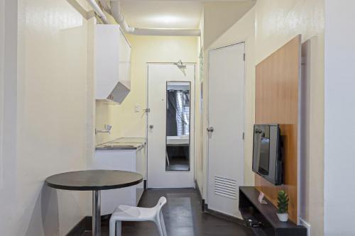 Selah Lofts Pasay Hotel