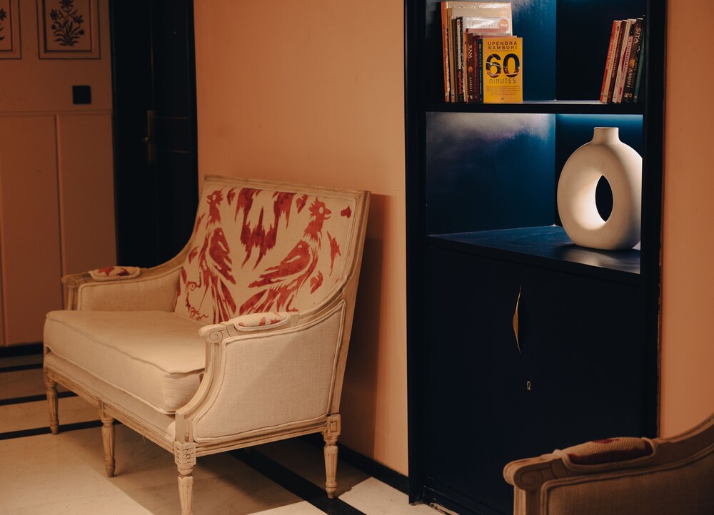 Bur Dera A Boutique Luxury Hotel