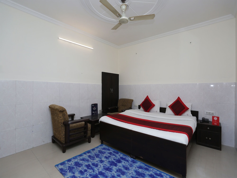 Oyo 12868 Hotel City Lite