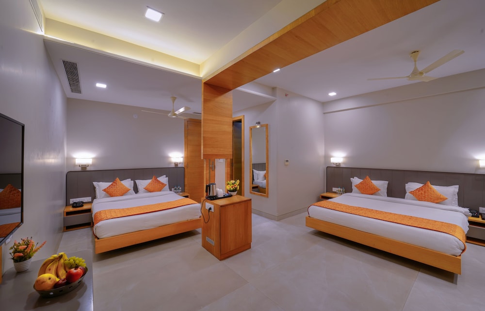 Wingston A Treehouse Hotel- Mathura