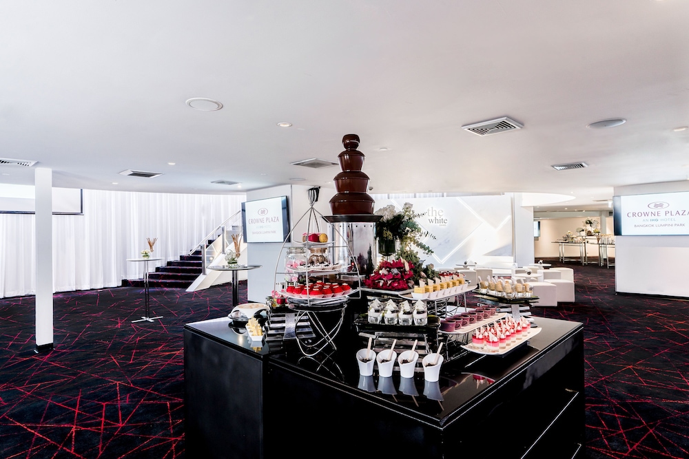 Crowne Plaza Bangkok Lumpini Park by IHG