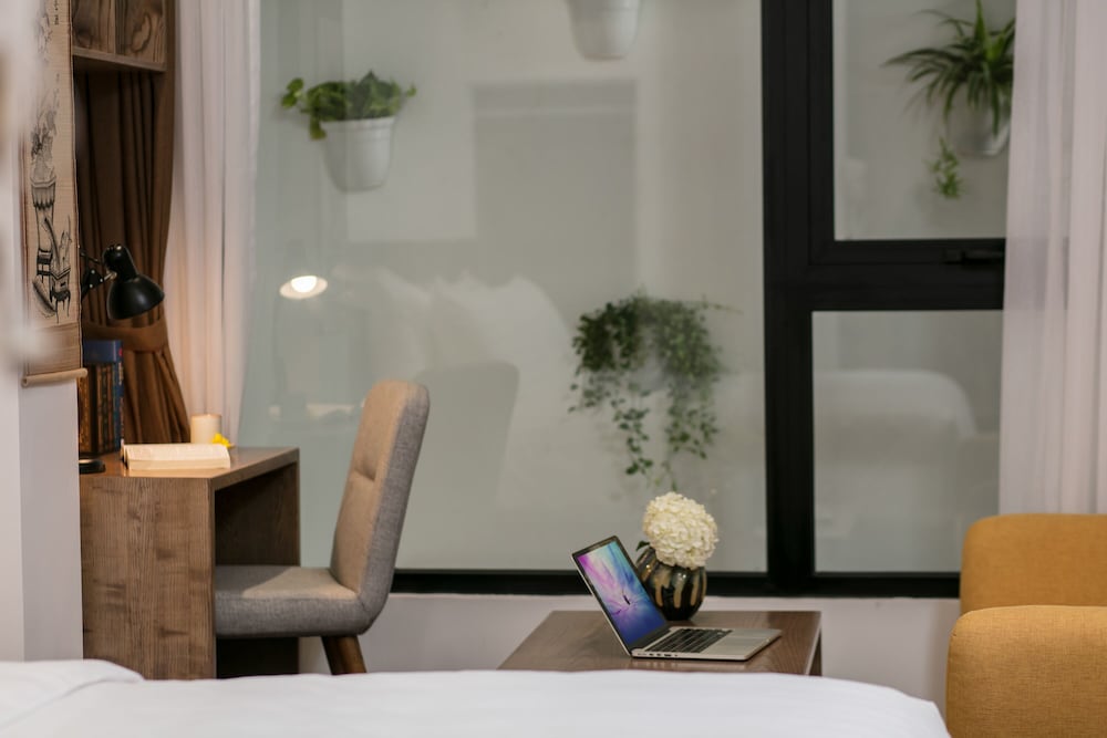 The Bloom Pham Viet Chanh - Modern Living Space in Saigon - A Top Choice for Western Travelers