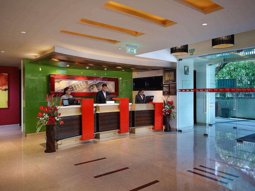 ibis Mumbai Airport Hotel