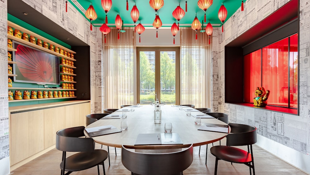 Crowne Plaza Amsterdam South by IHG