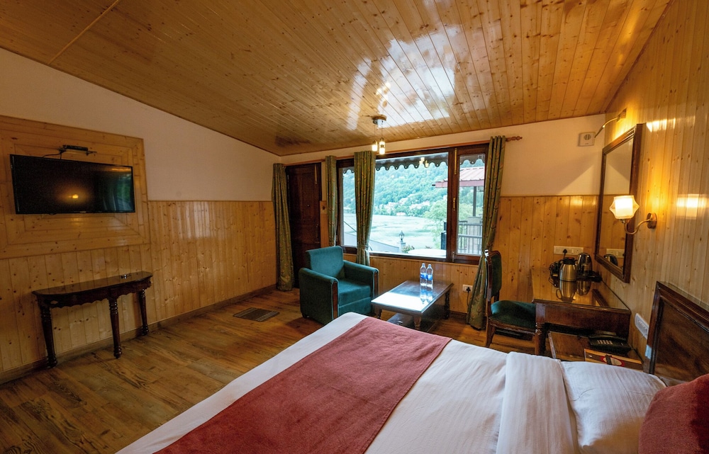 Himalaya Hotel - Nainital