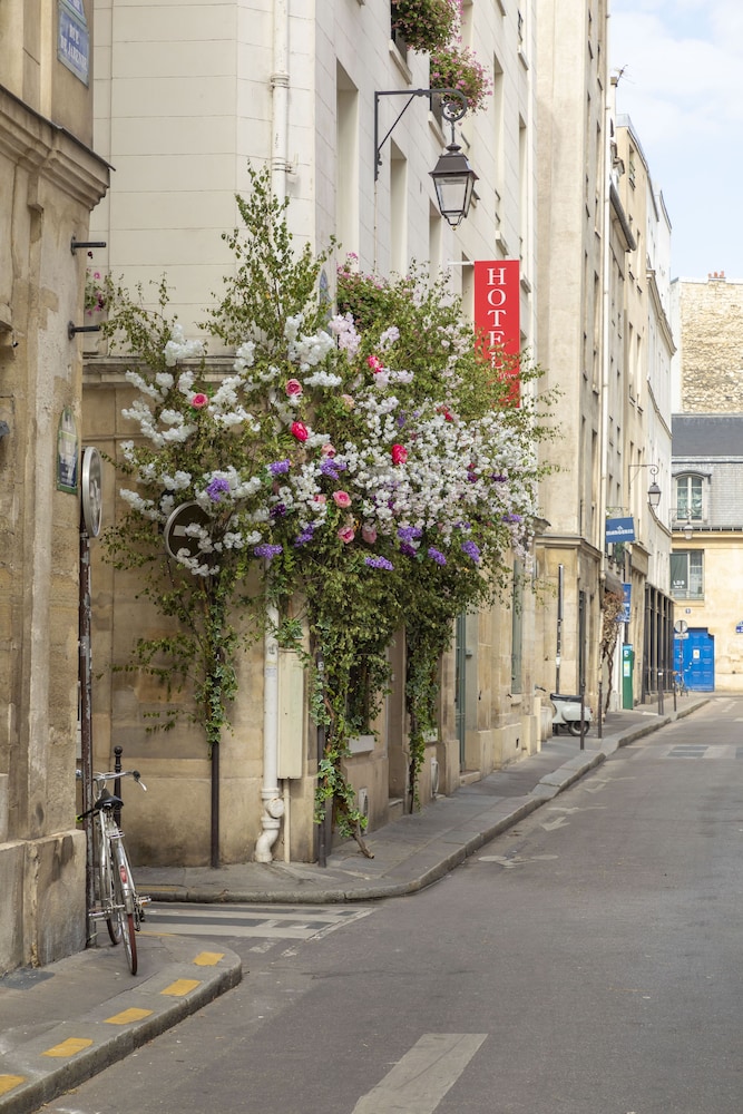 Hôtel Jeanne d'Arc Le Marais