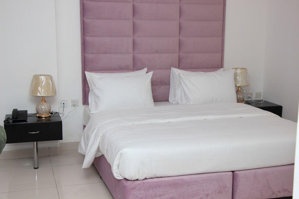 Parkside Plaza Hotel - Muscat