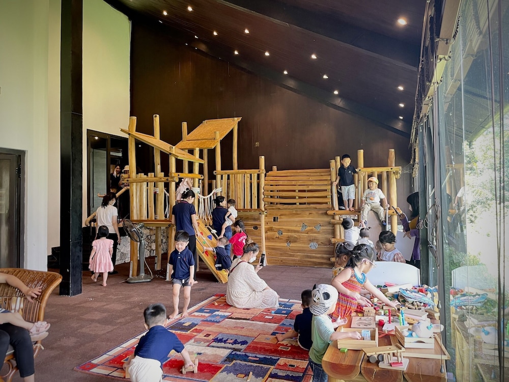 Sapa Jade Hill Resort & Spa