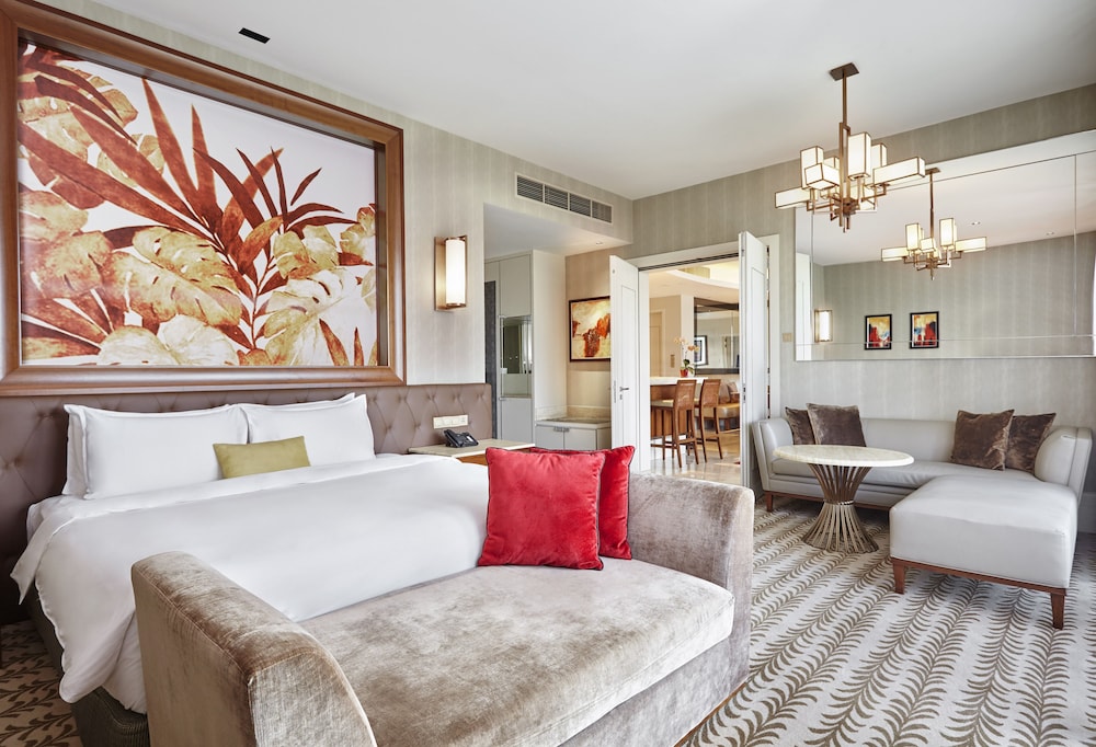 Resorts World Sentosa - Equarius Hotel