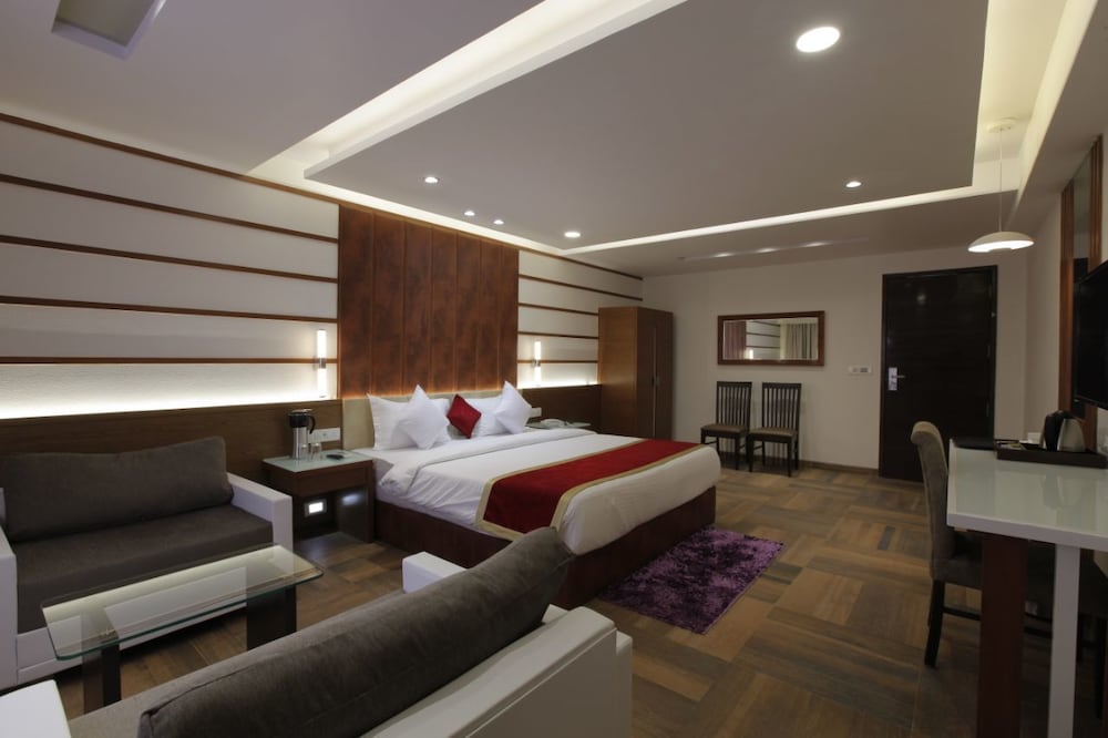 Hotel The Lotus Park