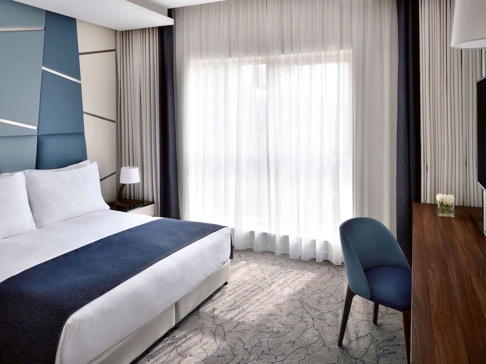 Mövenpick Hotel Apartments Downtown Dubai