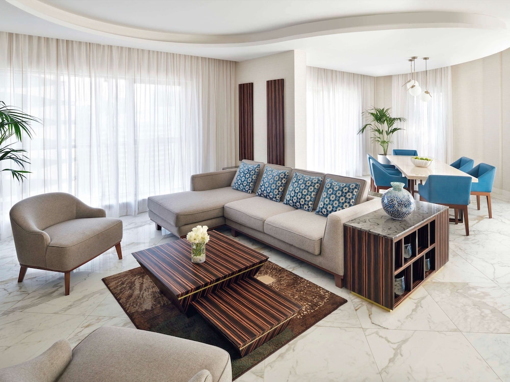Mövenpick Hotel Apartments Downtown Dubai