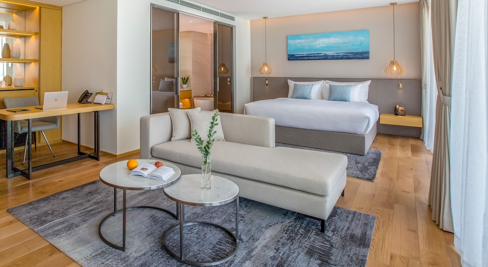Prince Hotel Da Nang (Formerly Sel de Mer Hotel & Suites)