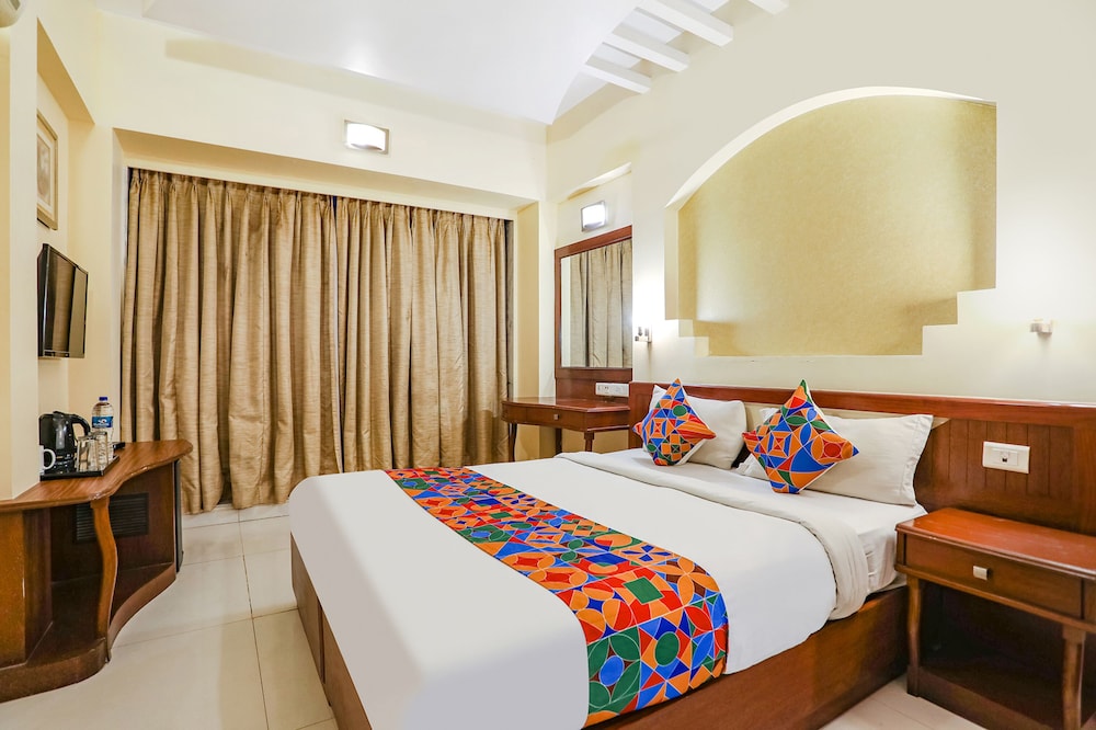 Fabhotel Shubhangan