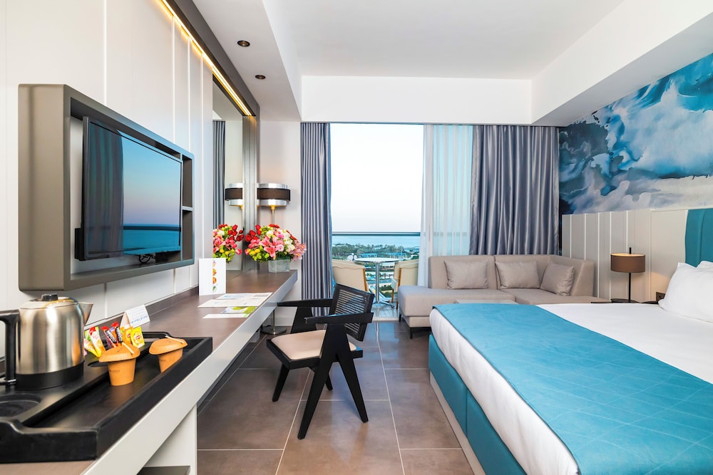 Crystal Centro Resort - Ultimate All Inclusive