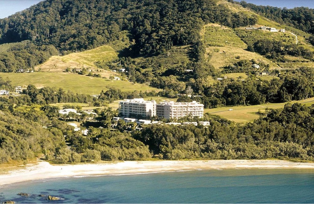 Pacific Bay Resort