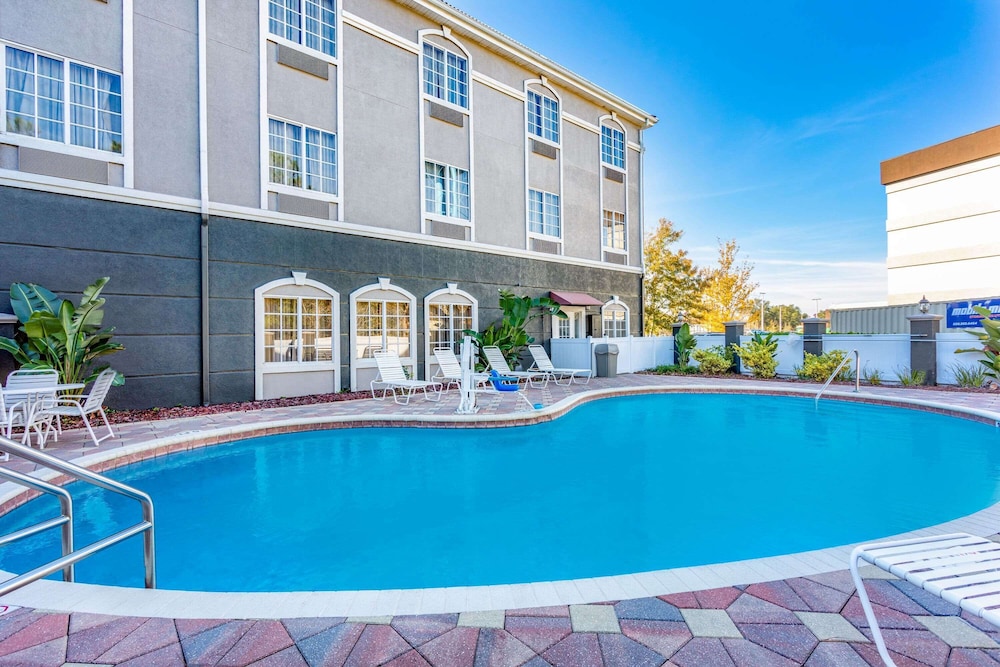 La Quinta Inn & Suites by Wyndham St. Augustine