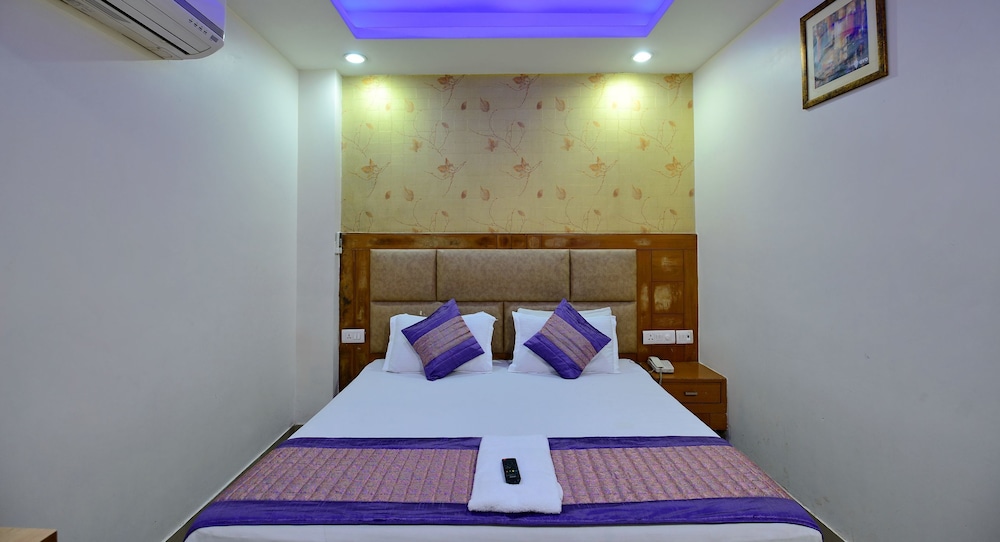 Hotel Emporio