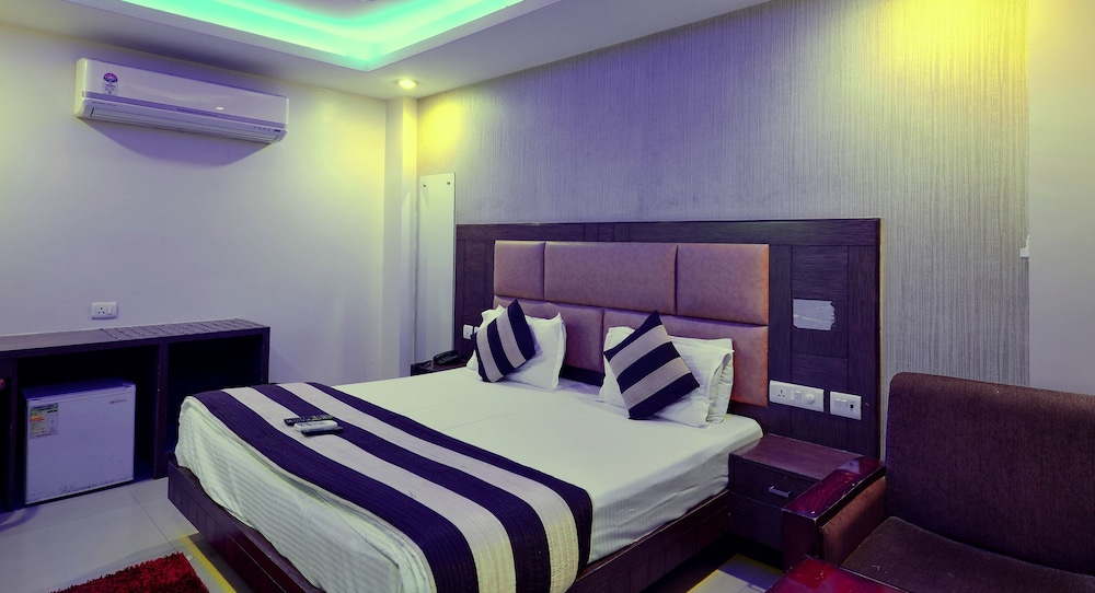 Hotel Emporio