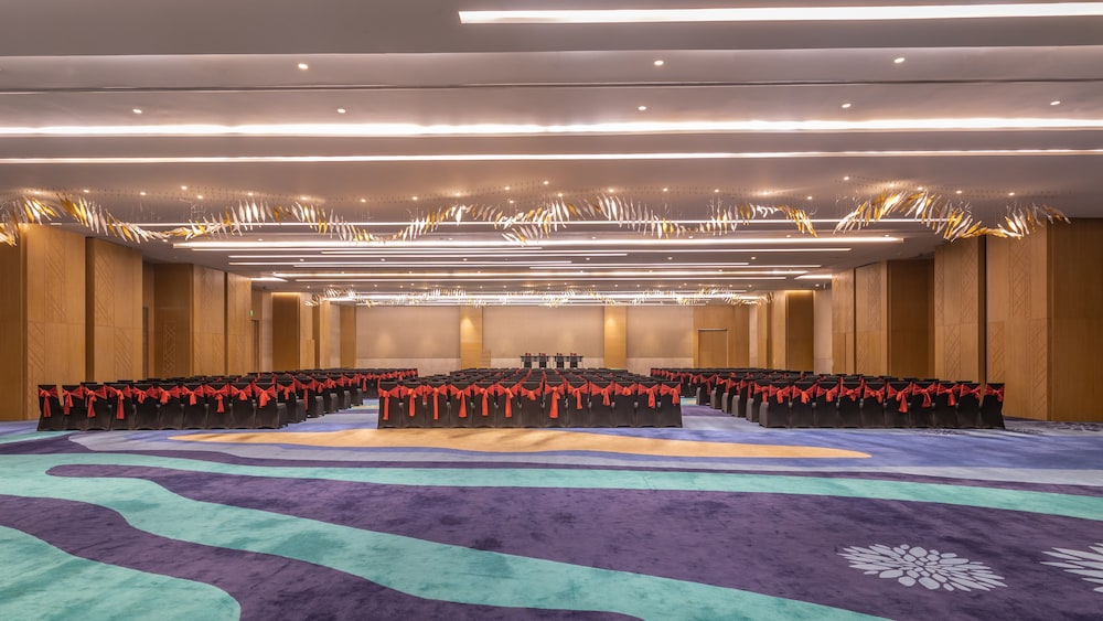 Novotel Vijayawada Varun Hotel