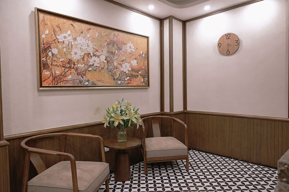 The Cosy Inn Hanoi Hotel