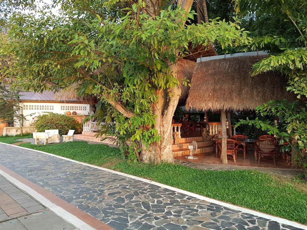 Mut Mee Garden Guest House