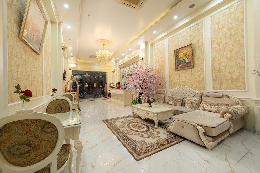 My Moon Hotel