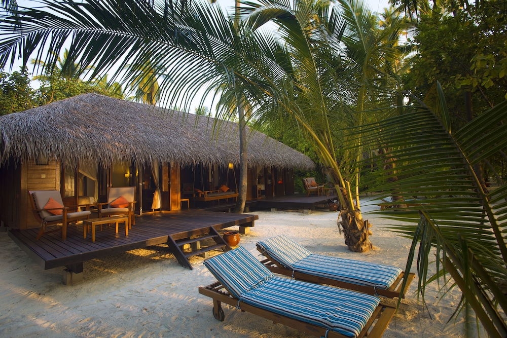 Medhufushi Island Resort