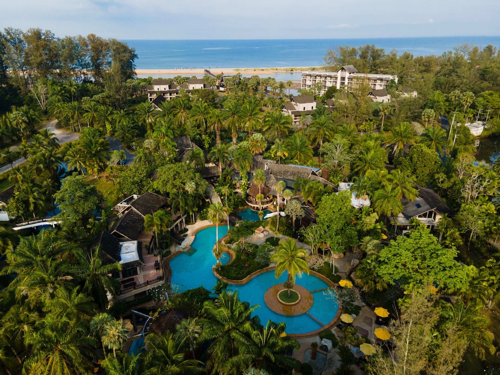 The Hotspring Beach Resort & Spa