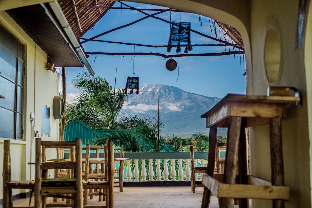 Hill View Garden Hotel