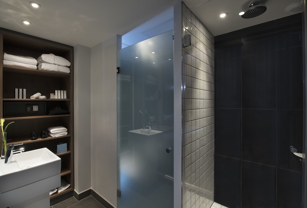 Melia Paris La Defense