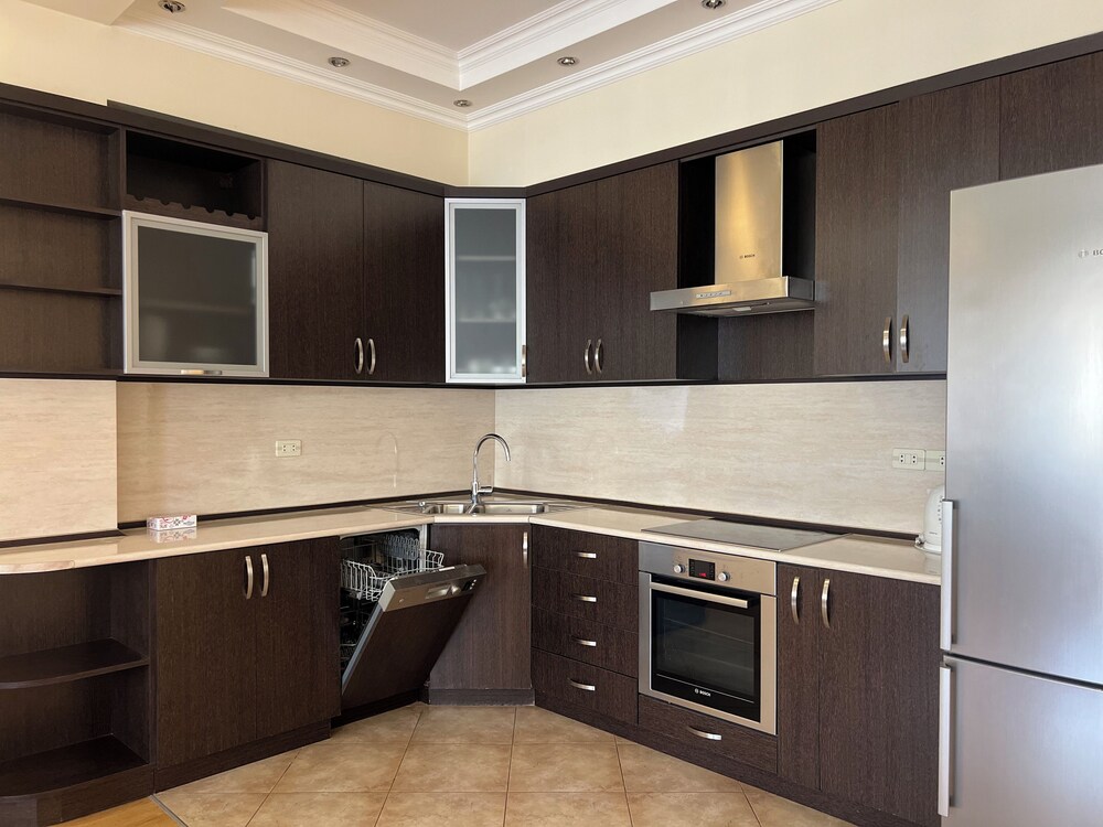 2 bedroom Luxury apartment in the center of Yerevan by Sweet Home