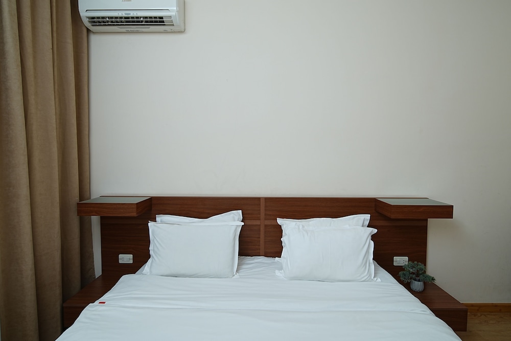 2 bedroom Luxury apartment in the center of Yerevan by Sweet Home