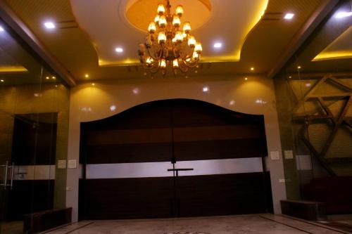 TP GARDEN AND HOTEL