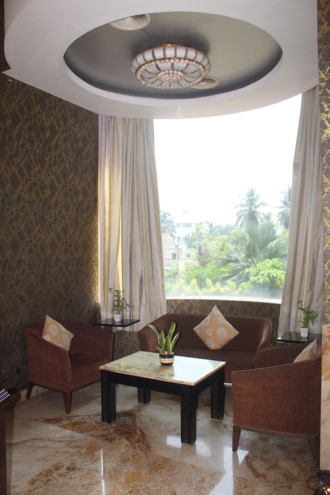 Royal Orchid Central Kireeti, Hampi