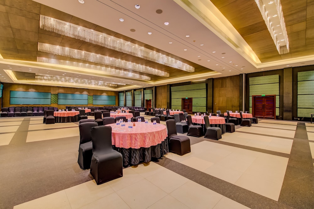 Radisson Blu Resort Temple Bay Mamallapuram