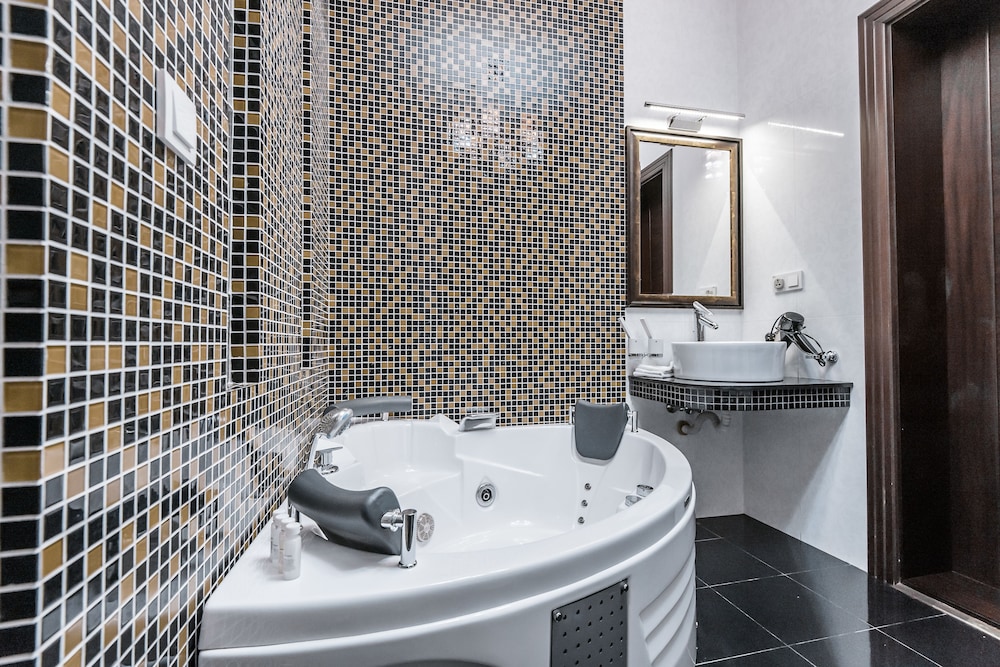 Ichan Qala Premium Class Hotel