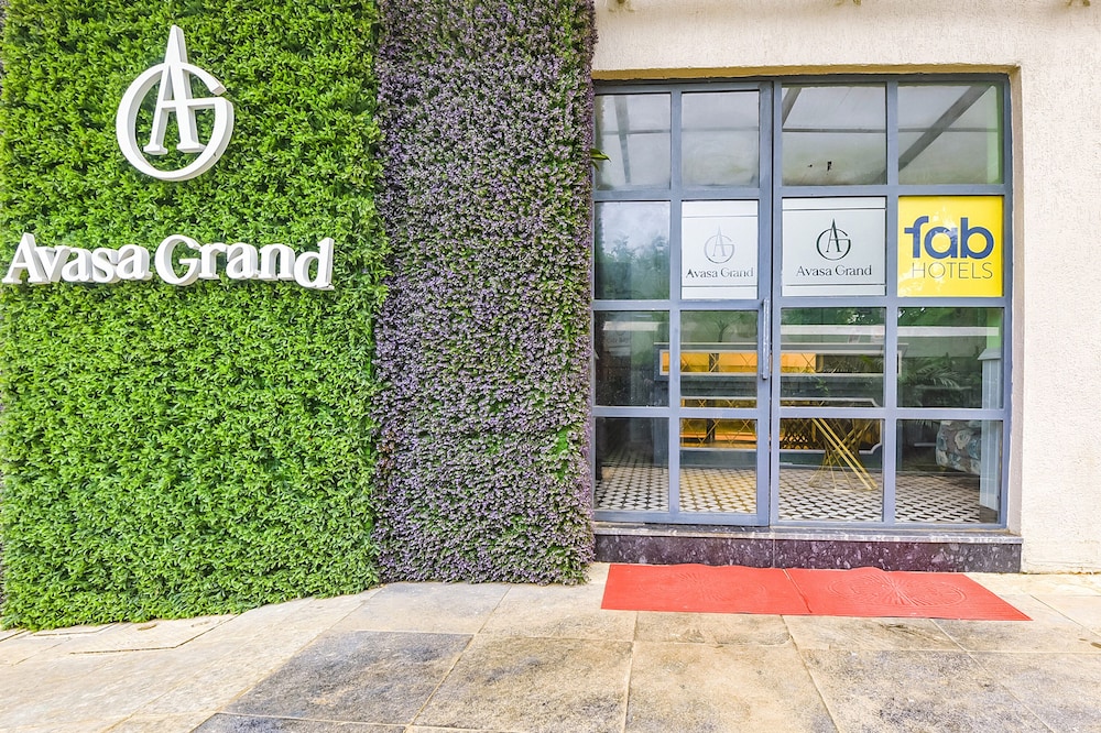 FabHotel Avasa Grand