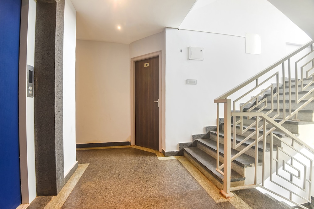 FabHotel Avasa Grand