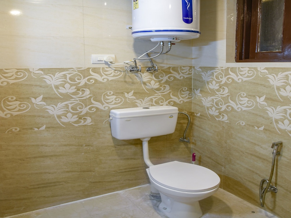 OYO 15819 Hotel The Relax