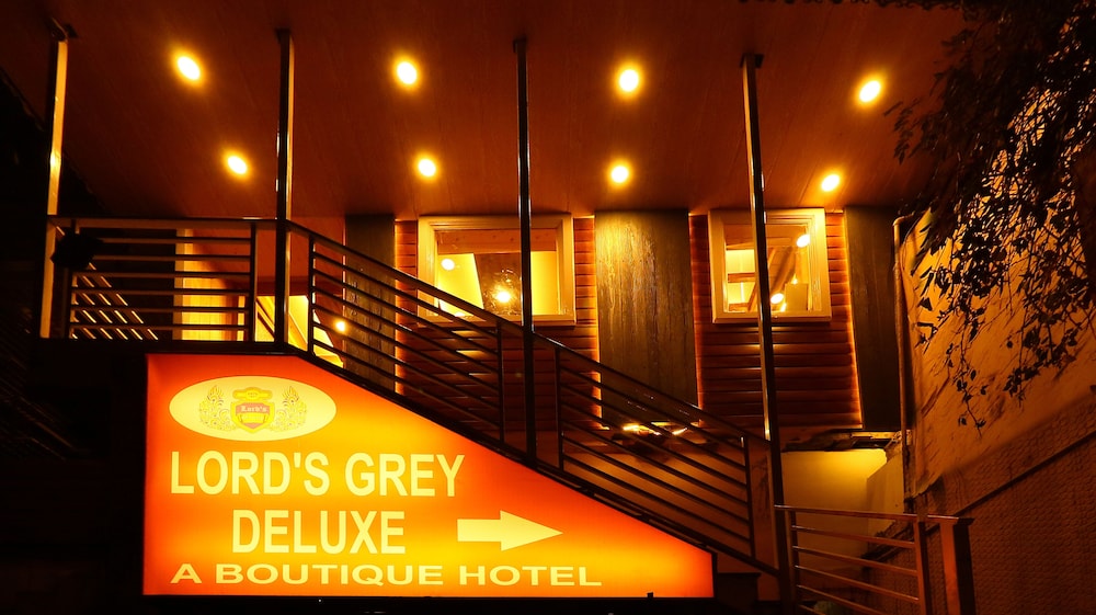 Lords Grey Deluxe -Near Mall Road
