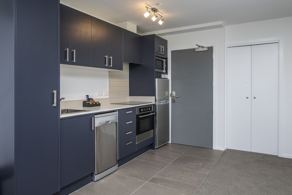 Ramada Suites By Wyndham Albany