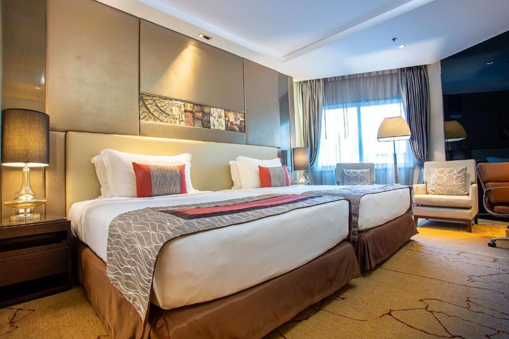 Graceland Bangkok by Grace Hotel
