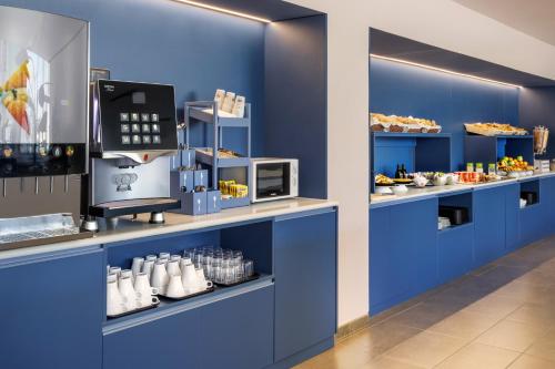 B&B Madrid Aeropuerto T1 T2 T3
