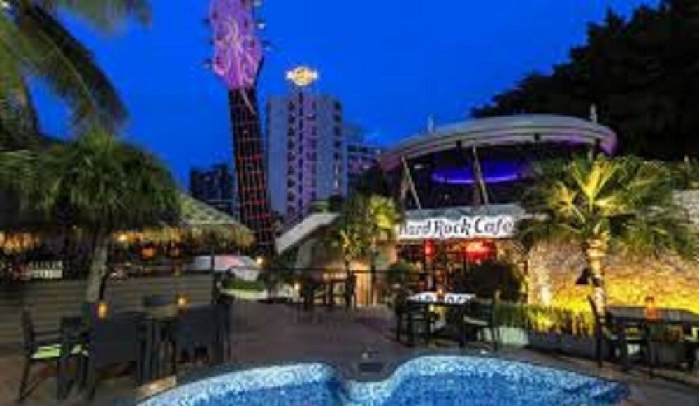 Central Pattaya Residence The BASE Condo Pattaya