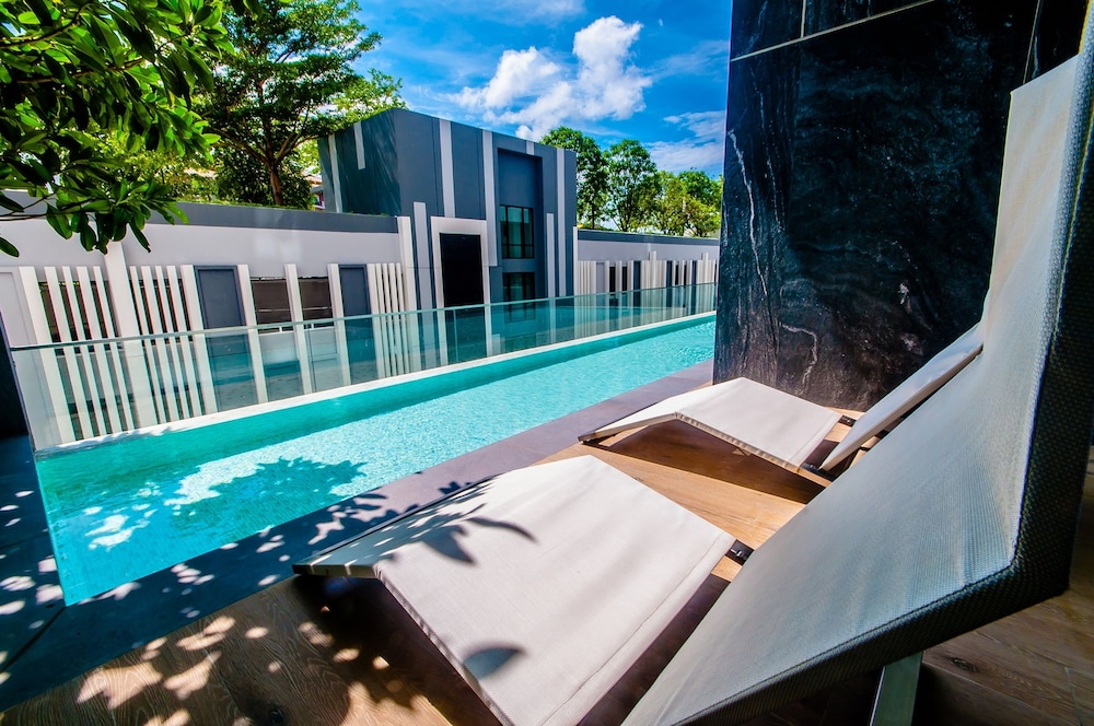 Central Pattaya Residence The BASE Condo Pattaya