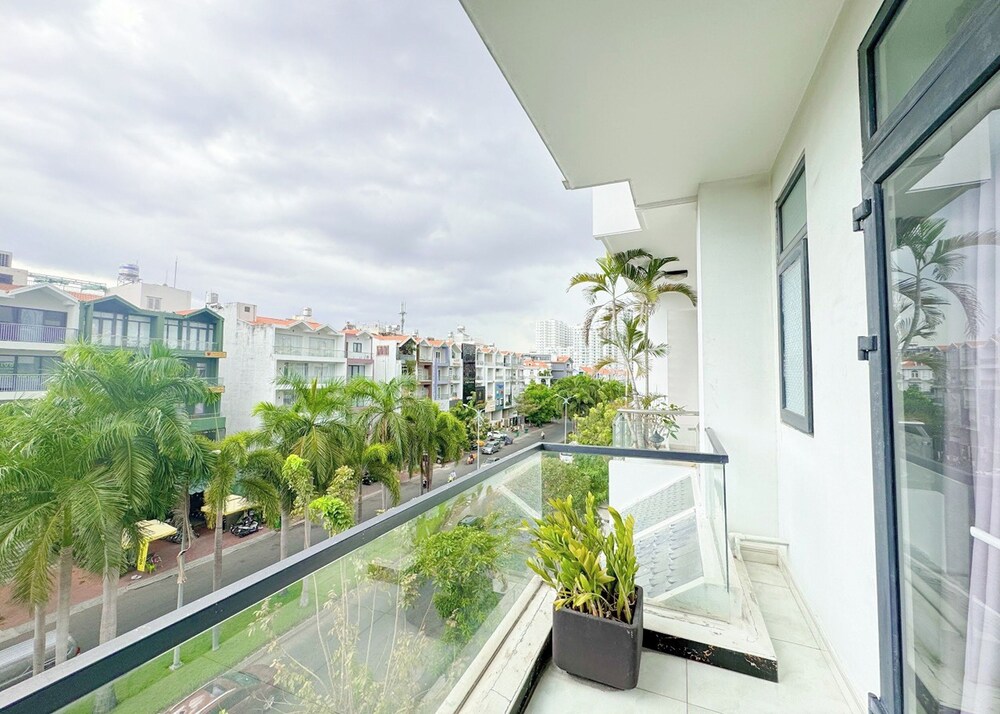 Eva Adam Hotel