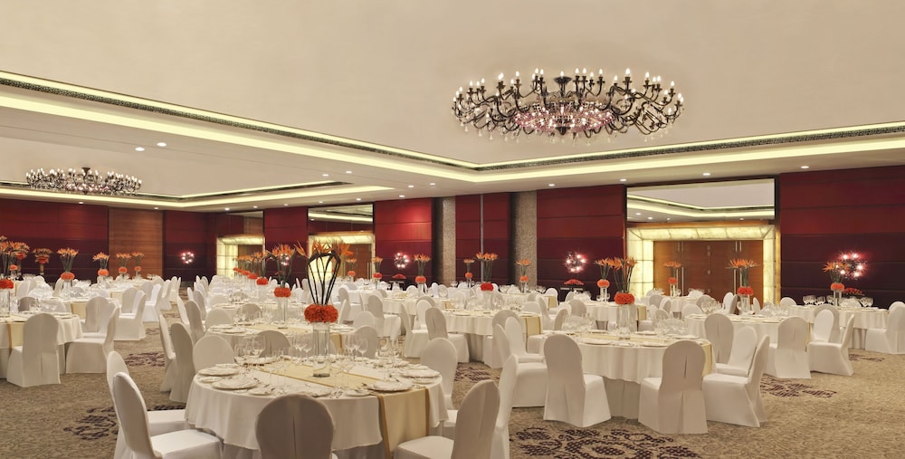The Leela Ambience Gurugram Hotel